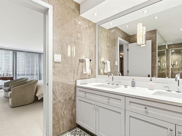 Salle de bains attenante à la CCP