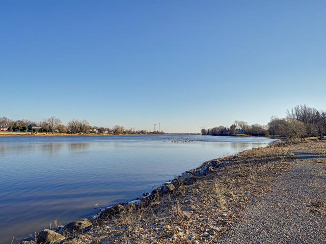 Vue sur l'eau