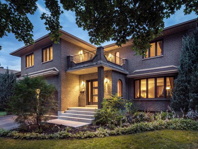 Maison à étages à vendre, Kirkland