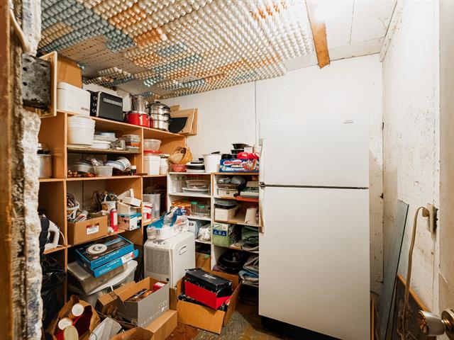 Cave/ chambre froide