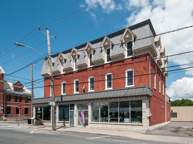 Façade