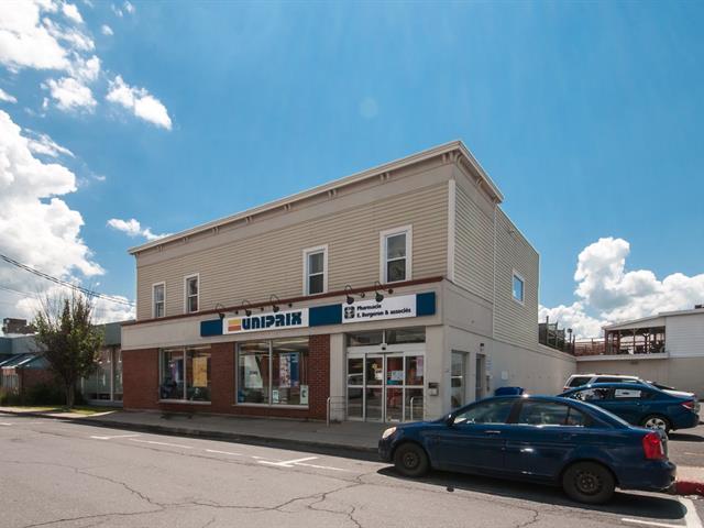 Façade
