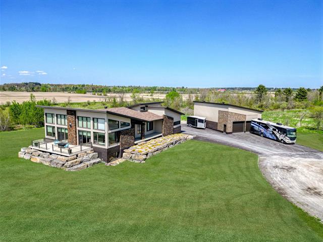 maison à vendre Sainte-Anne-des-Plaines