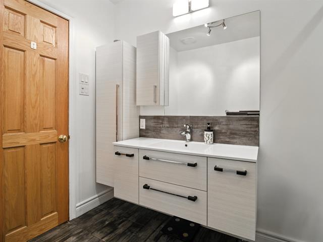 Maison de plain-pied à vendre, Montréal (Saint-Laurent)