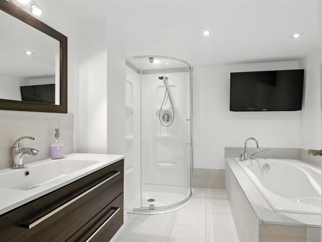 Maison de plain-pied à vendre, Montréal (Saint-Laurent)