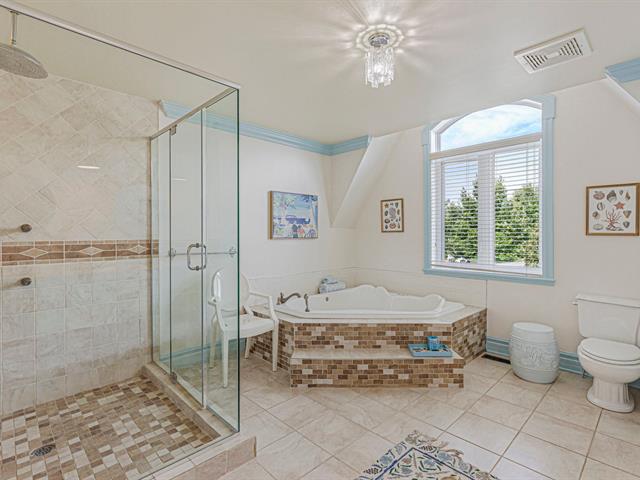 Salle de bains attenante à la CCP