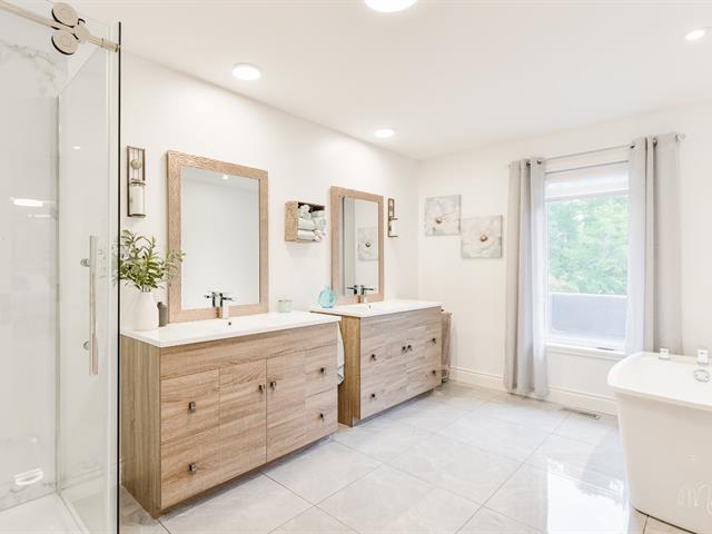 Salle de bains attenante à la CCP