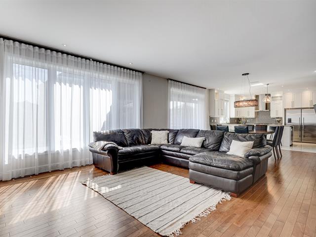 Two or more storey for sale, Candiac