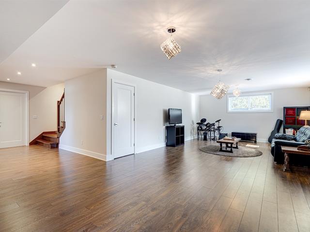 Two or more storey for sale, Candiac