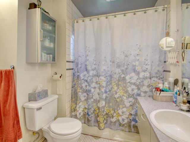 Salle de bains attenante à la CCP