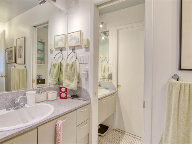 Salle de bains attenante à la CCP