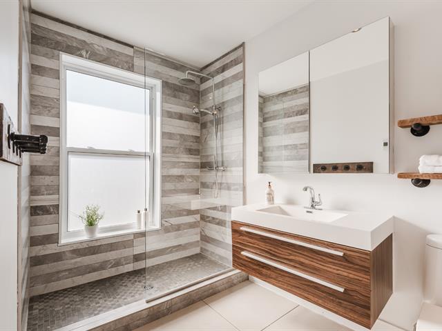 Two or more storey for sale, Montréal (Le Sud-Ouest)