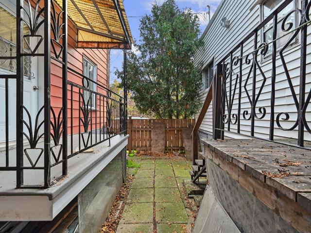 Duplex vendu, Montréal (Ahuntsic-Cartierville)