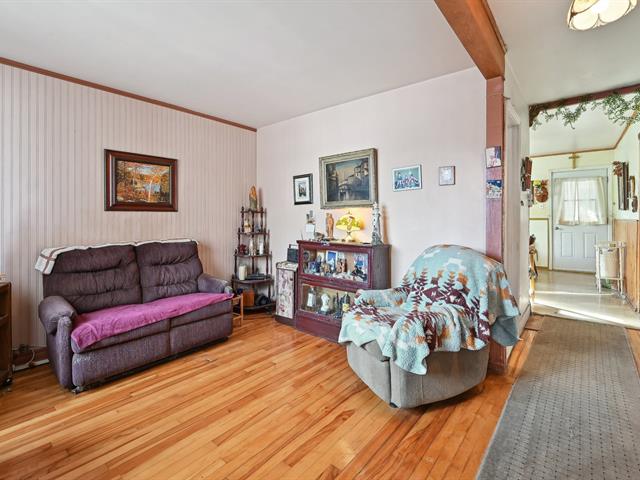 Duplex sold, Montréal (Ahuntsic-Cartierville)