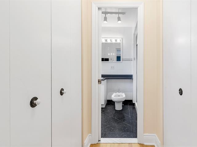 Salle de bains attenante à la CCP