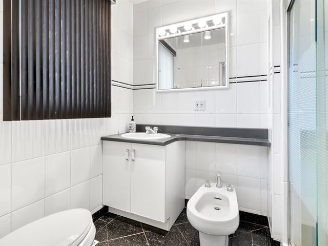 Salle de bains attenante à la CCP