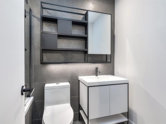 Salle de bains attenante à la CCP