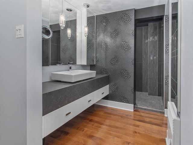 Salle de bains attenante à la CCP