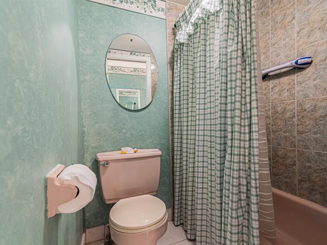 Duplex à vendre, Laval (Laval-des-Rapides)