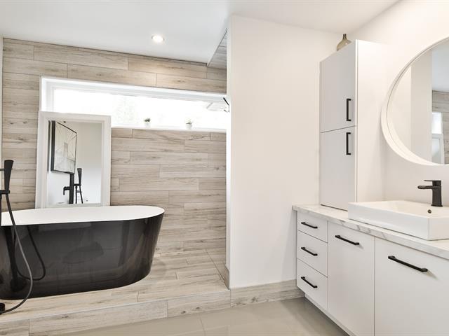 Salle de bains attenante à la CCP