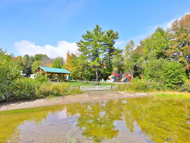 Accès au plan d'eau