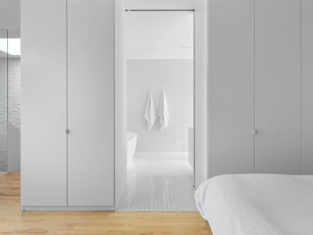 Salle de bains attenante à la CCP