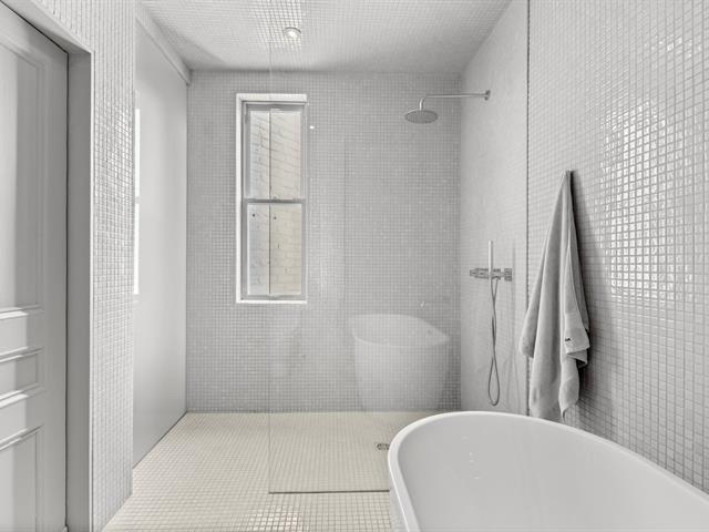 Salle de bains attenante à la CCP