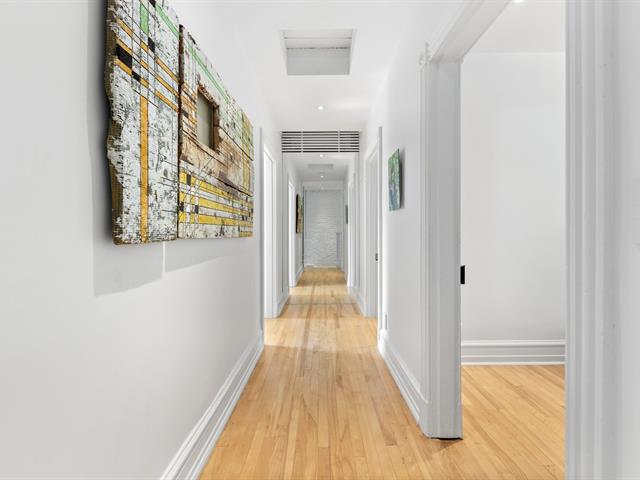 PASAGEWAY