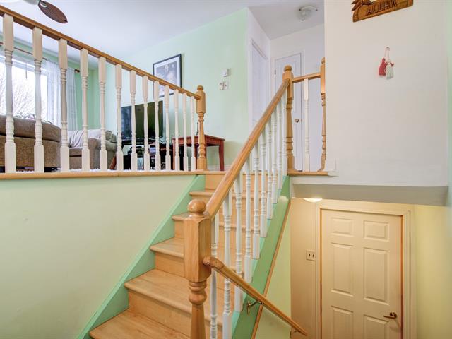 Bungalow sold, Longueuil (Le Vieux-Longueuil)