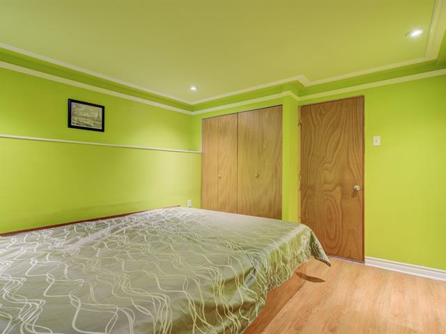 Bungalow sold, Longueuil (Le Vieux-Longueuil)