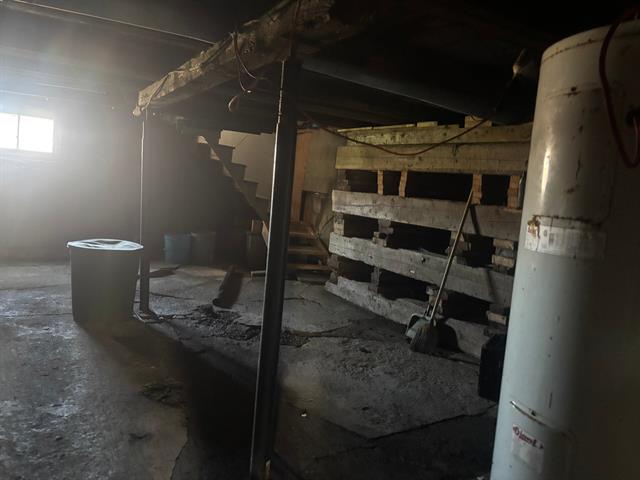 Cave/ chambre froide