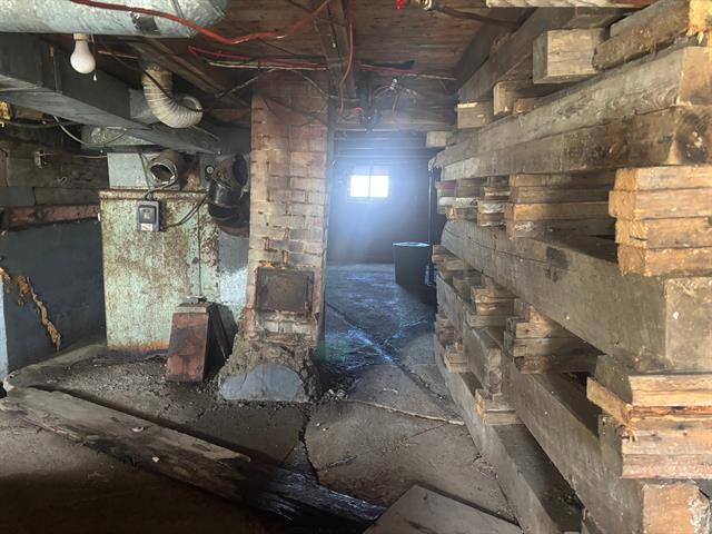 Cave/ chambre froide