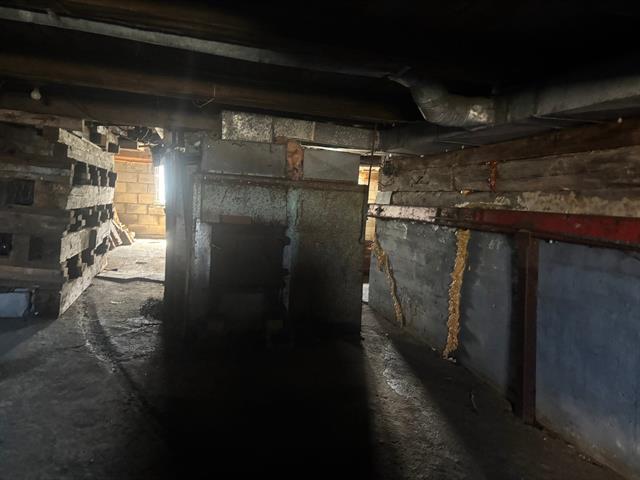 Cave/ chambre froide