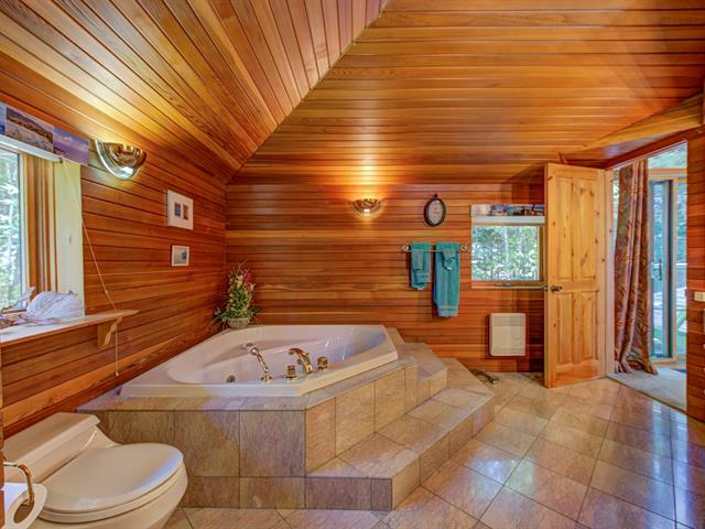 Salle de bains attenante à la CCP