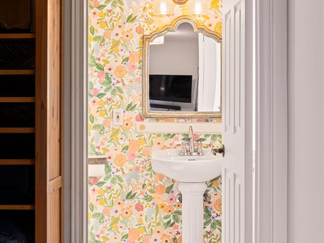 Salle de bains attenante à la CCP