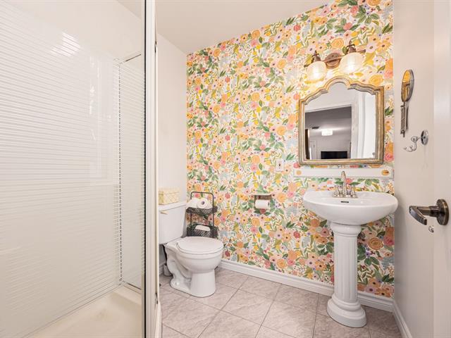 Salle de bains attenante à la CCP