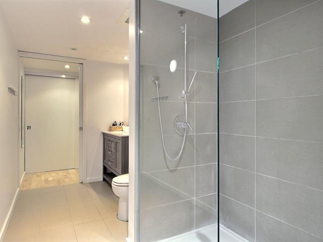 Salle de bains attenante à la CCP