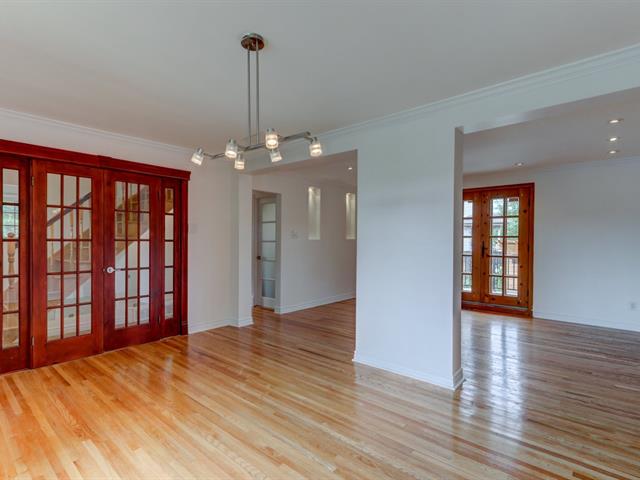 Maison à étages à vendre, Laval (Sainte-Dorothée)