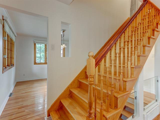 Maison à étages à vendre, Laval (Sainte-Dorothée)