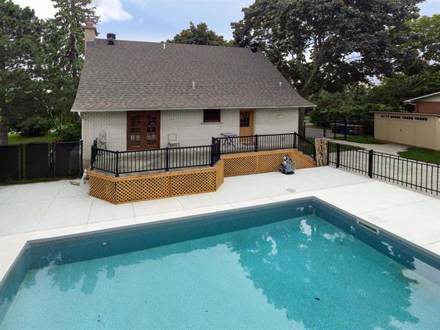 Maison à étages à vendre, Laval (Sainte-Dorothée)