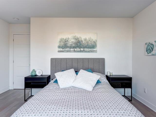Two or more storey sold, Mirabel