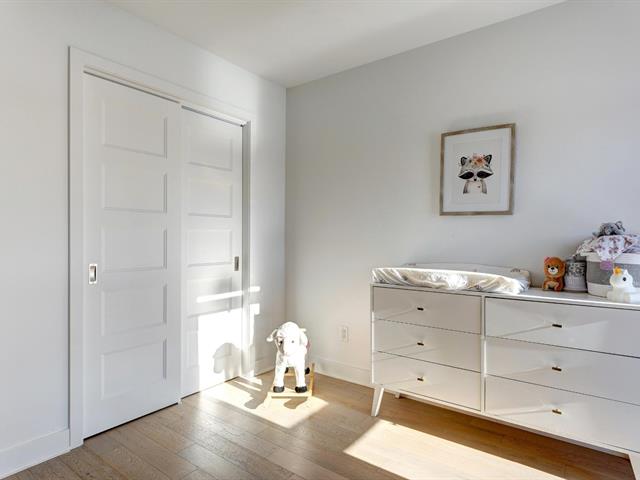 Two or more storey sold, Mirabel