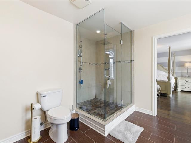 Salle de bains attenante à la CCP