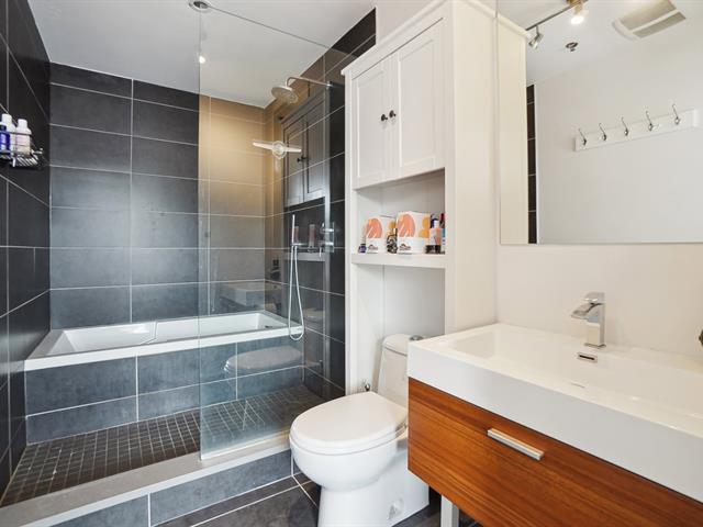 Salle de bains attenante à la CCP