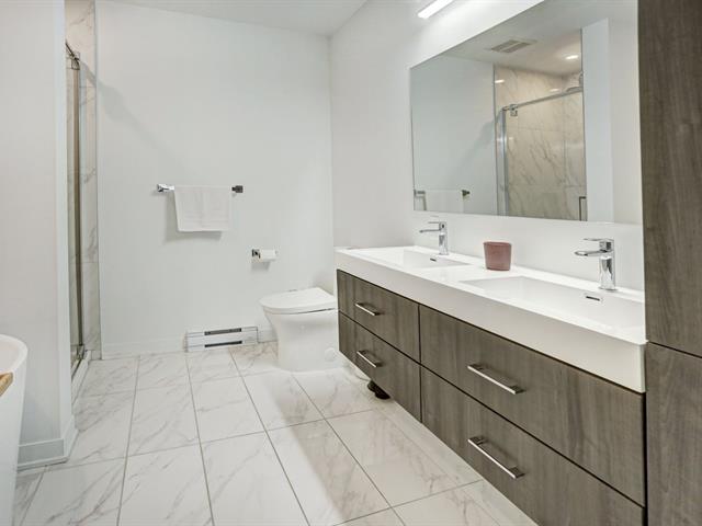 Ensuite bathroom