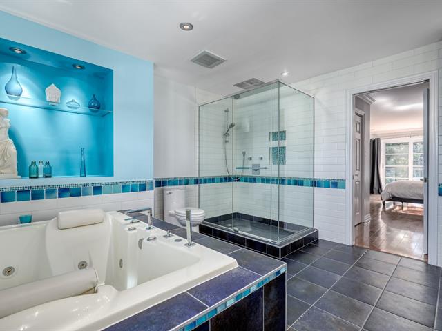 Salle de bains attenante à la CCP