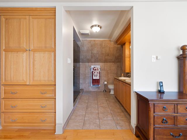 Salle de bains attenante à la CCP