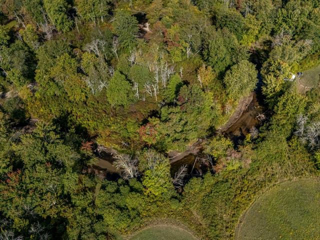 Accès au plan d'eau