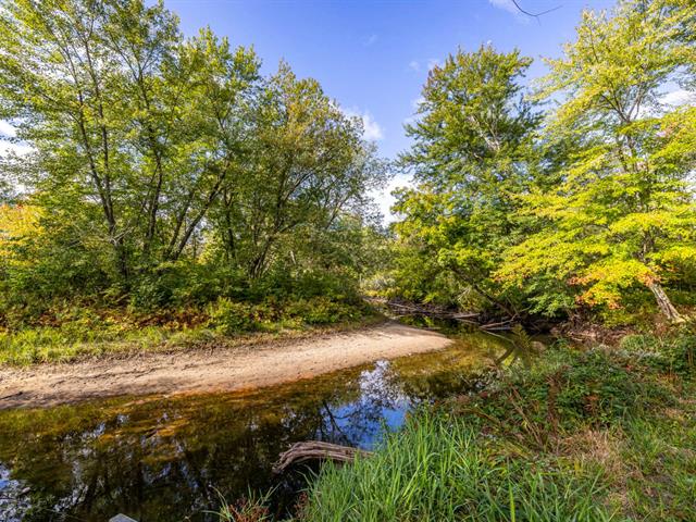 Accès au plan d'eau