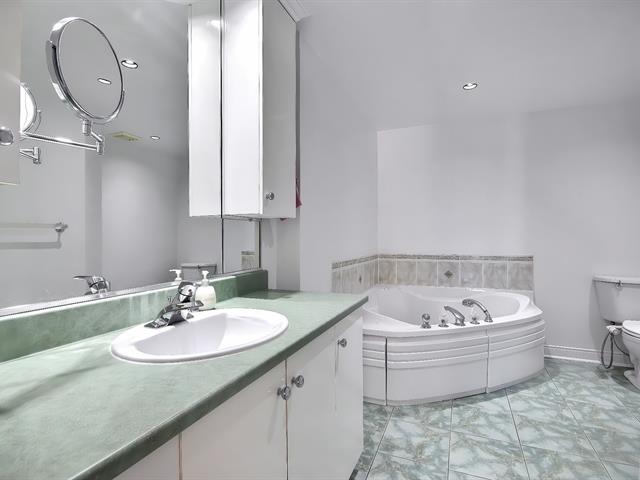 Salle de bains attenante à la CCP
